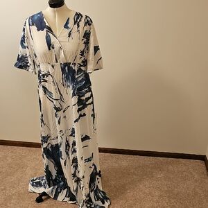 Source Unknown Navy and White Abstract Maxi Dress